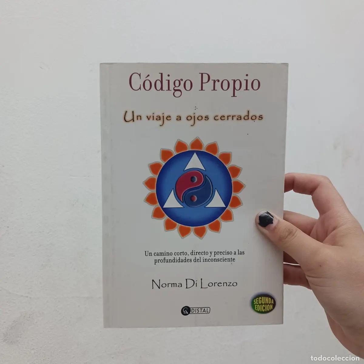 Livros em segunda m&atilde;o: Un viaje a ojos cerrados - Norma Di Lorenzo