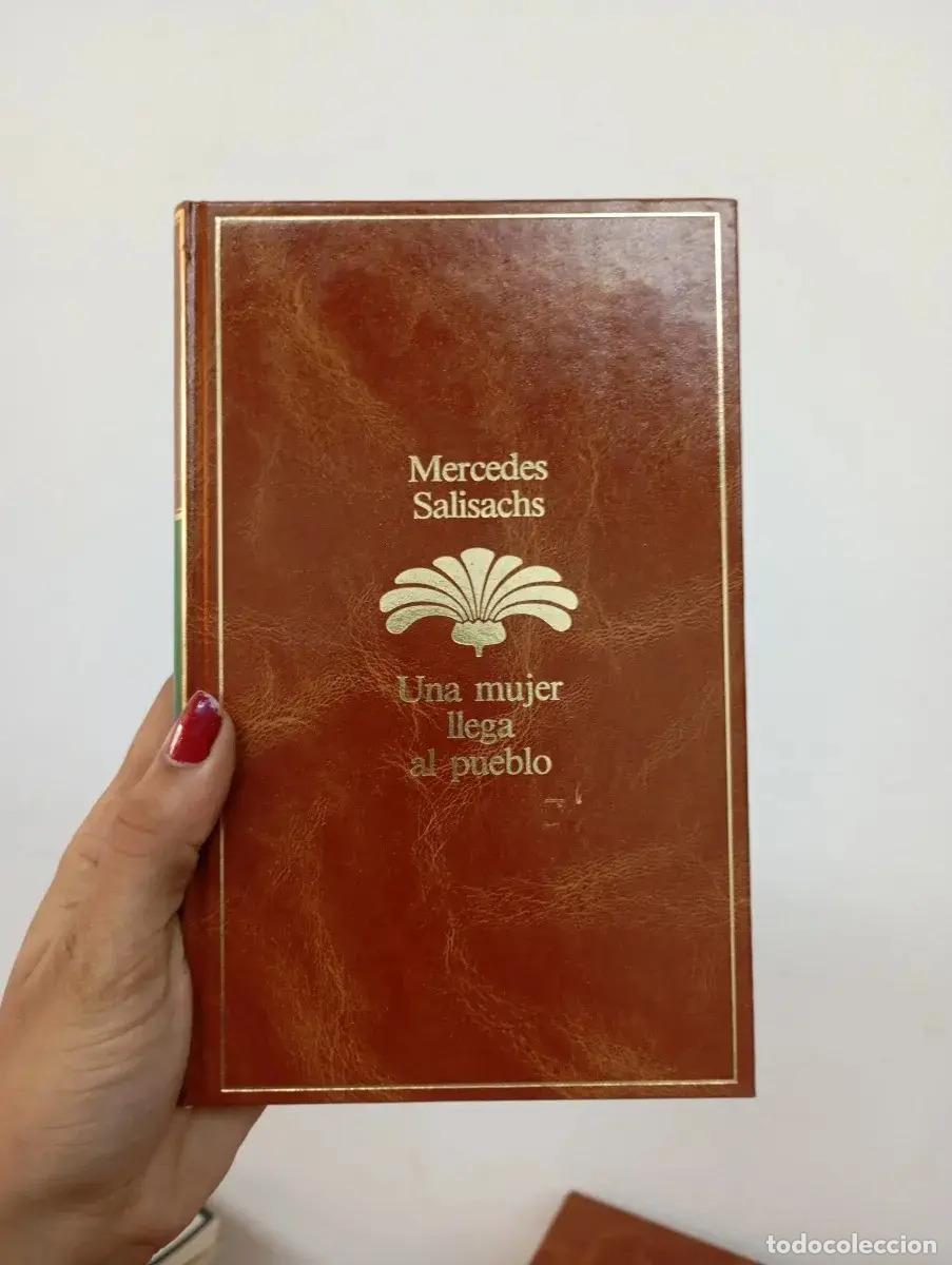Libros: Una mujer llega al pueblo - Mercedes Salisachs