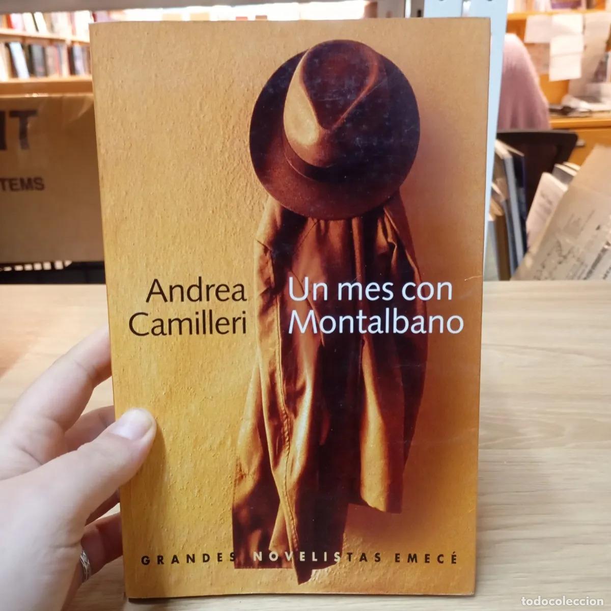 Livres: Un mes con Montalbano - Andrea Camilleri