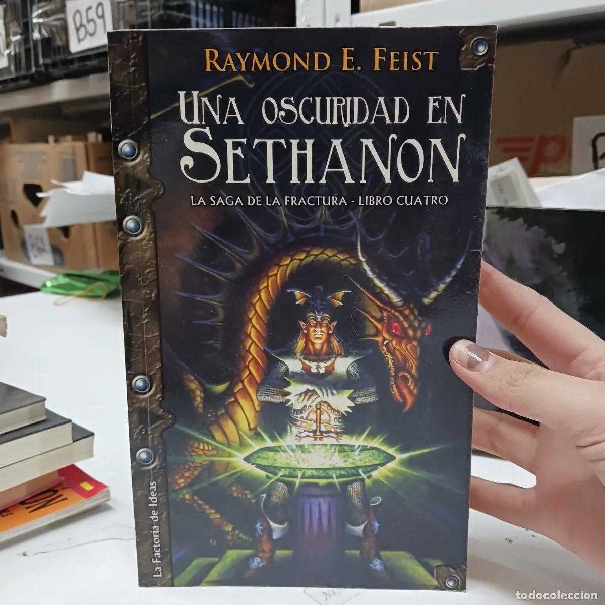Libros: Una oscuridad en Sethanon - Raymond E. Feist - Foto 1