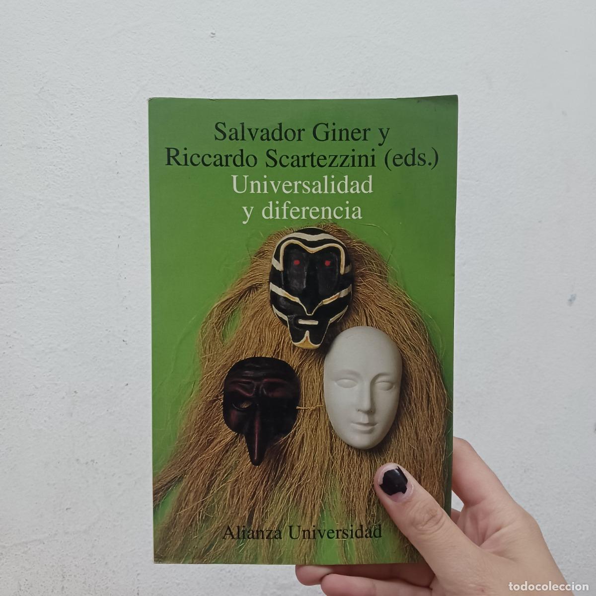 Libros: Universalidad y diferencia - Salvador Giner, Riccardo Scartezzini