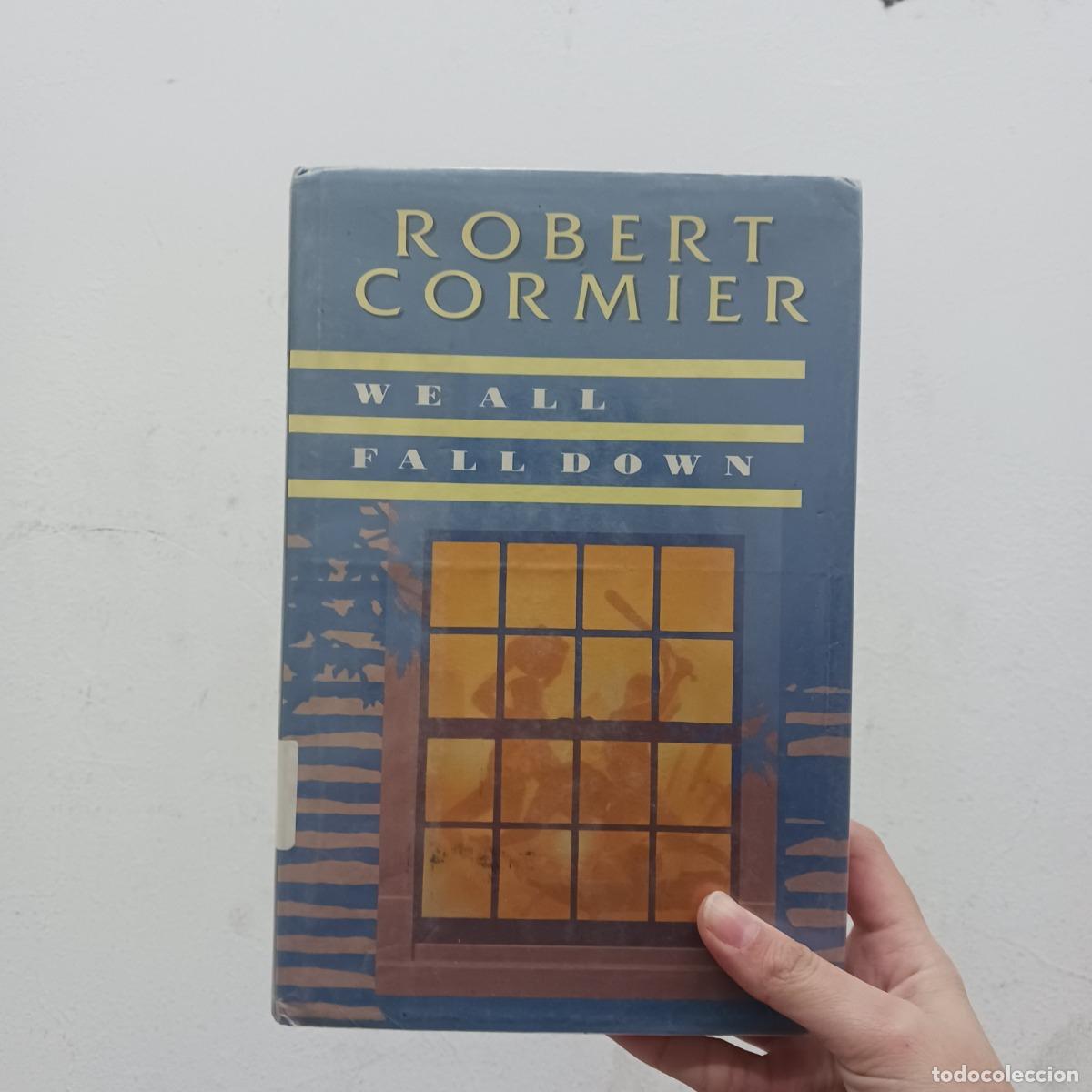 Libros: We all fall down (detalle) - Robert Cormier - Foto 1