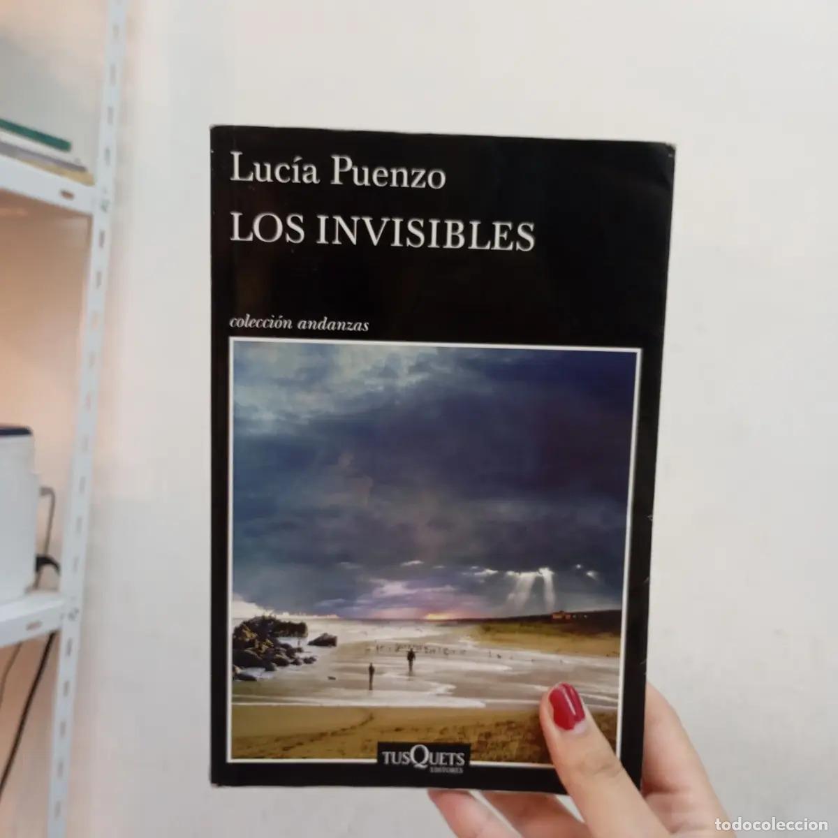Livros em segunda m&atilde;o: Los invisibles - Lucia Puenzo
