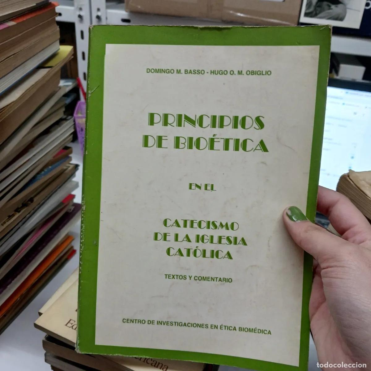 Livros em segunda m&atilde;o: Principios de bioetica en el catecismo de la iglesia catolica - Basso, Obiglio