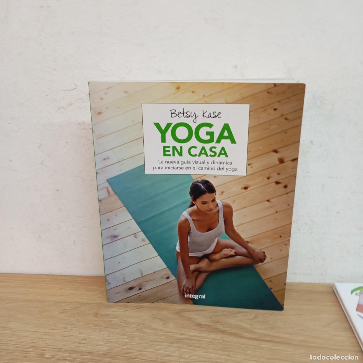 Libros: Yoga en casa - Betsy Kase