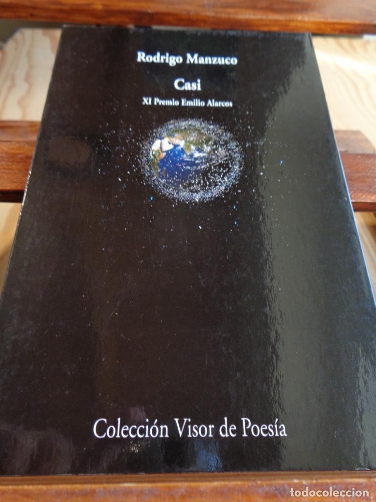 books: CASI (medio centenar de poemas sobre casi nada). - RODRIGO MANZUCO