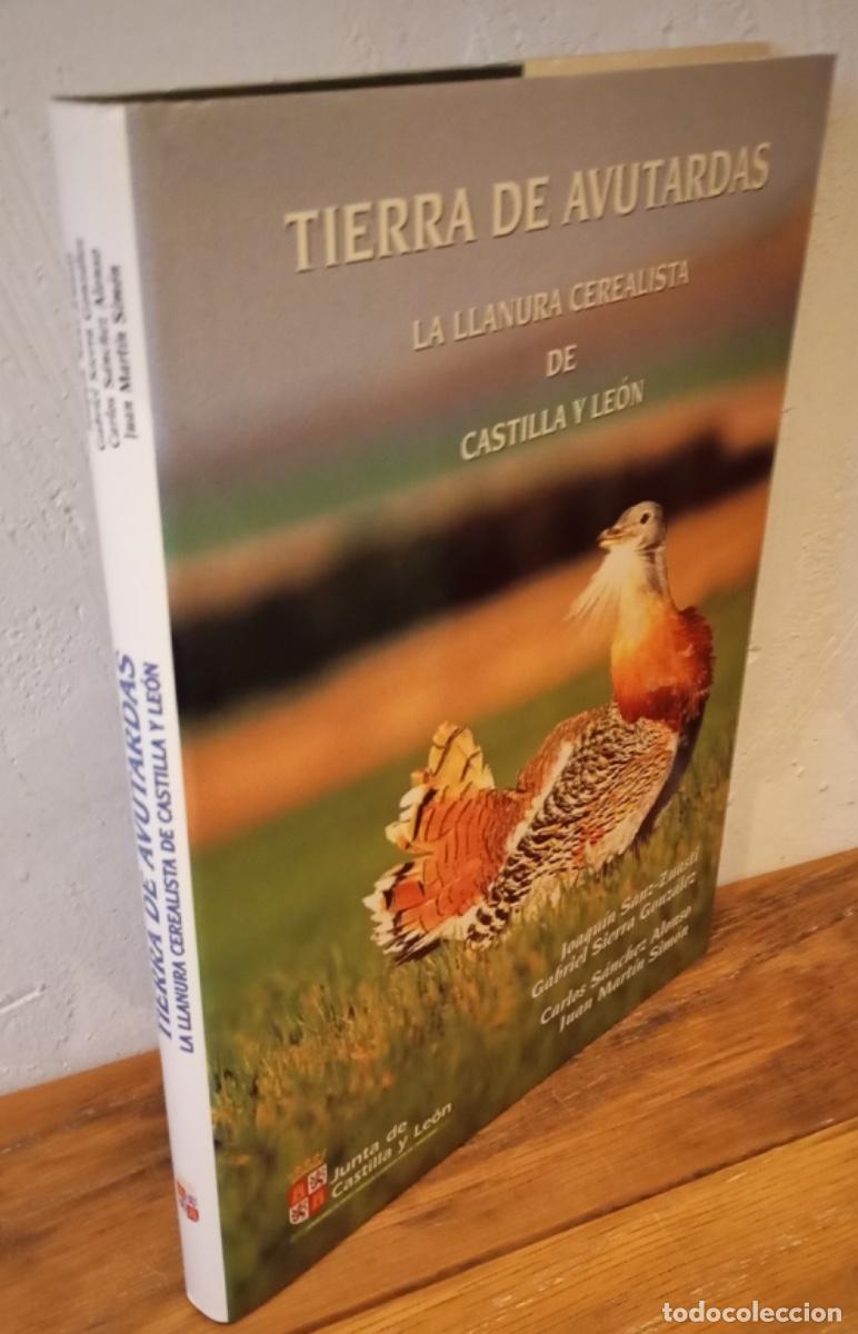 Libros: TIERRA DE AVUTARDAS. La llanura cerealista de Castilla y Le&oacute;n - Textos de JOAQU&Iacute;N SANZ-ZUASTI y GABR