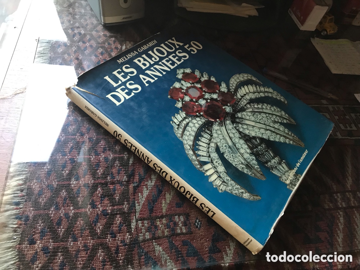 Livres: Les bijoux des annees 50. Melissa Gabardi. Les editions de l&rsquo;amateur.