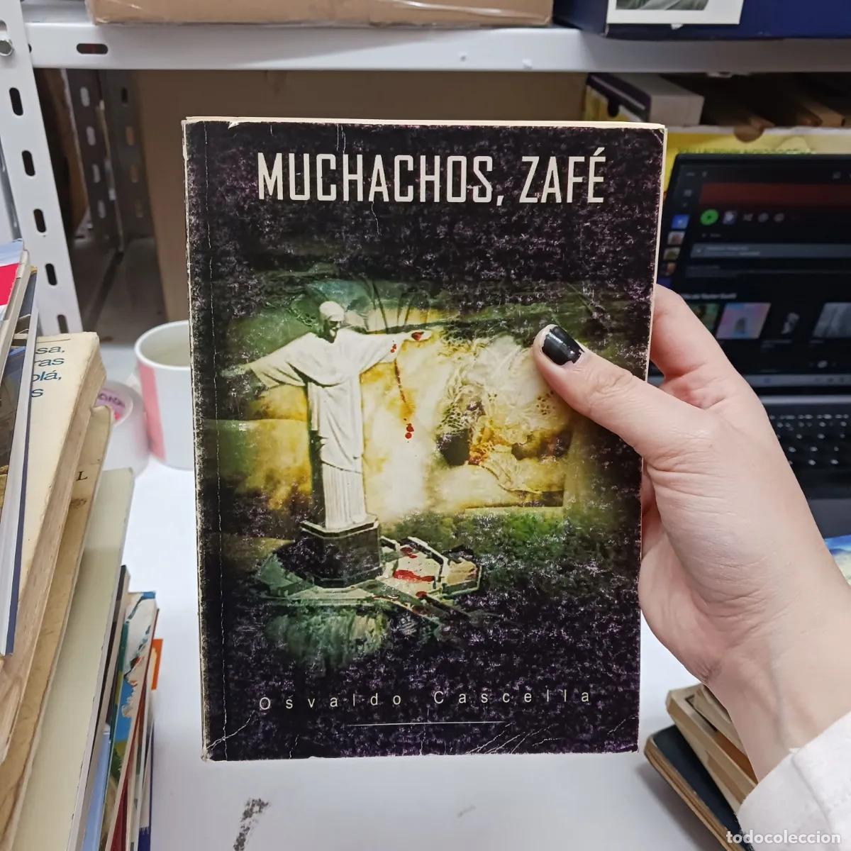 Livres: Muchachos, zaf&eacute; (det.) - Osvaldo Cascella