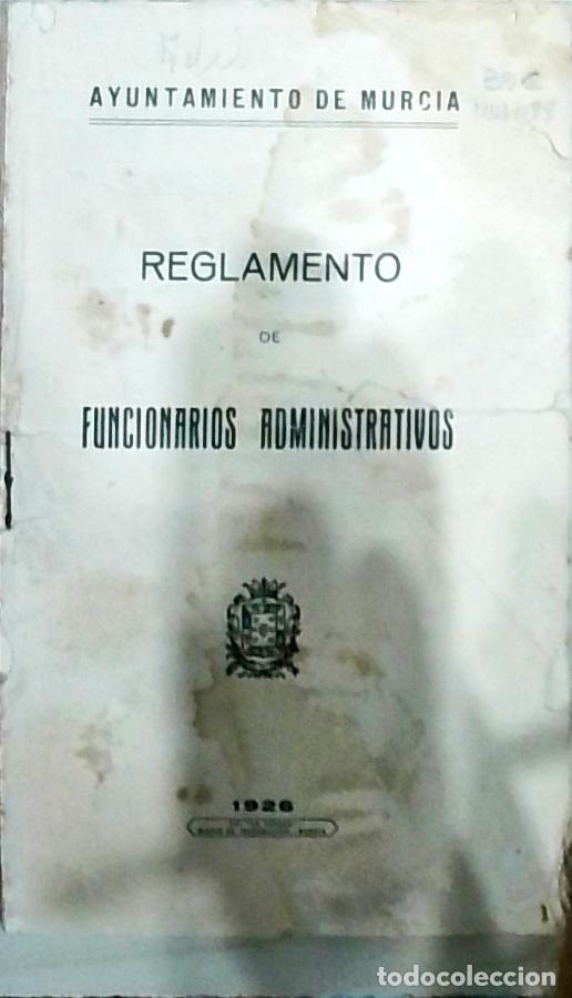 Libros: Reglamento de funcionarios administrativos (Disponemos de 2 ejemplares) - AN&Oacute;NIMO: - Foto 1