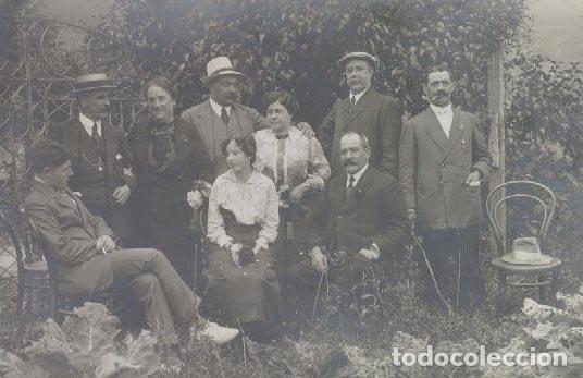 B&uuml;cher: Tarjeta postal de S.Riancho fot&oacute;grafo. Foto de familia - TARJETA POSTAL: