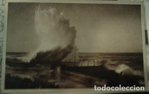 Livros em segunda m&atilde;o: El Rompeolas (grandes mareas) 371, San Sebasti&aacute;n. 1946. Circulada, dos sellos de 15 cms. - :