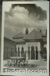 B&uuml;cher: Granada. Alhambra, Patio de los Leones. Ediciones Grac&iacute;a Garrabella. - :