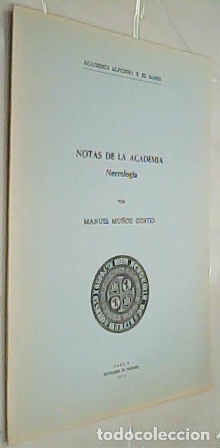 Livros em segunda m&atilde;o: Notas de la Academia. Necrolog&iacute;a - MU&Ntilde;OZ CORT&Eacute;S, Manuel: