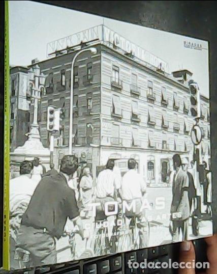 Libri di seconda mano: Tom&aacute;s, la ciudad y las artes. Fotograf&iacute;as 1943 - 1990 - V&Aacute;ZQEUZ CASILLAS, Jos&eacute; Fernando y MELGARES G