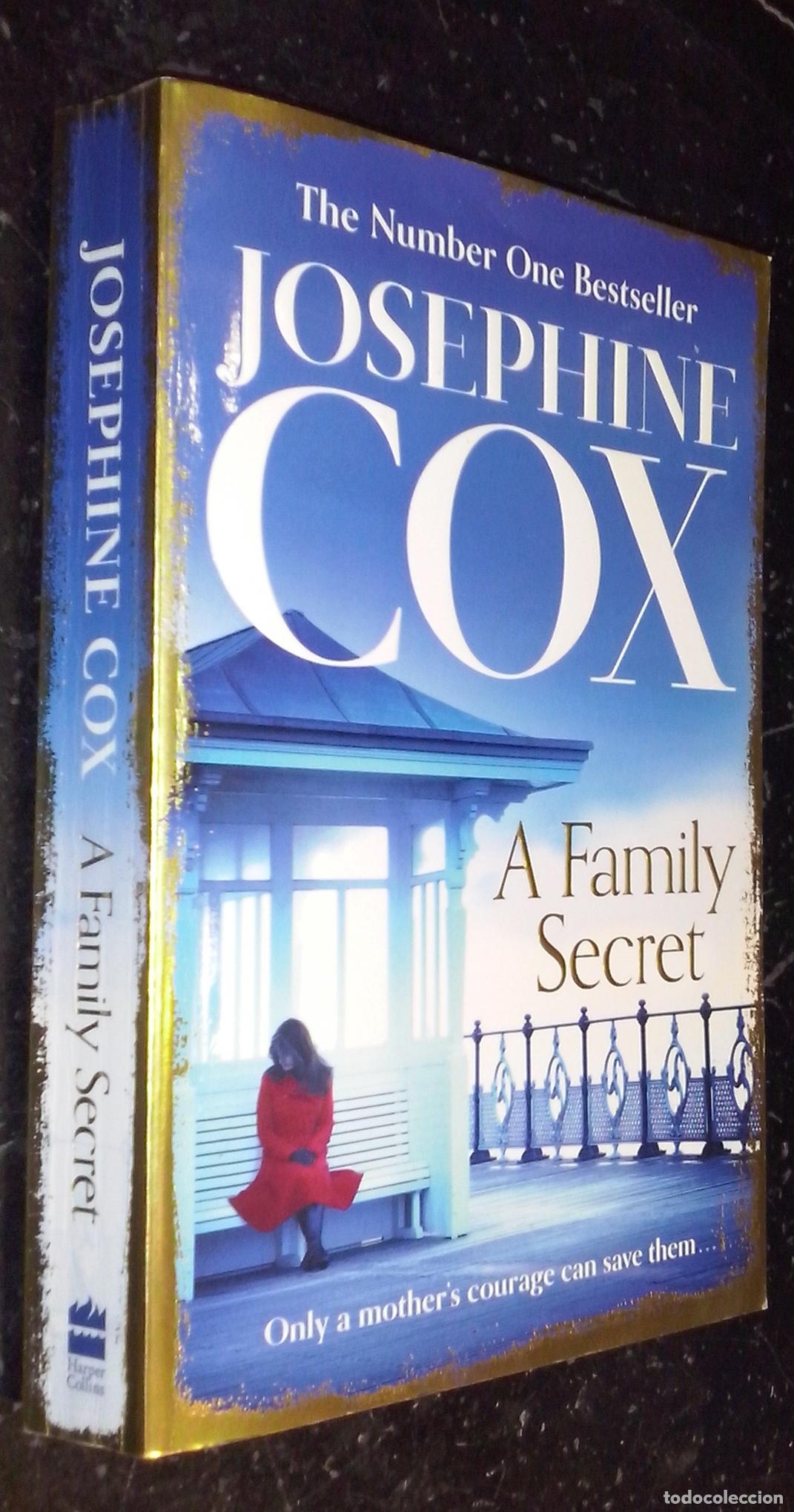 Libri di seconda mano: A Family Secret - COX, Josephine: