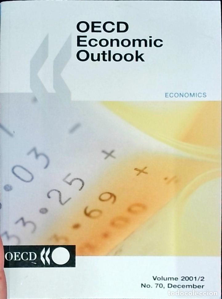 Libri di seconda mano: OECD Economic Outlook. Volume 2001/2 n&ordm; 70, December - AA. VV.:
