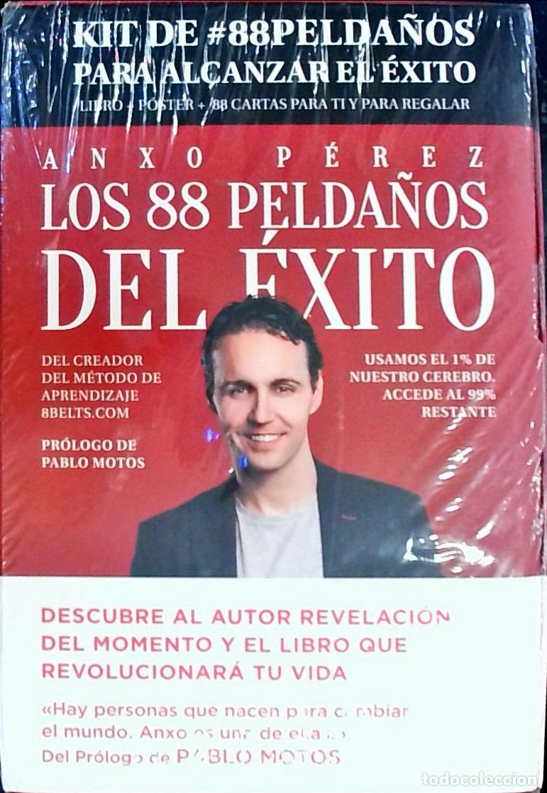 Libri di seconda mano: Los 88 pelda&ntilde;os del &eacute;xito. Dit de 88 pelda&ntilde;os para alcanzar el &eacute;xito: libro, poster, 88 cartas para