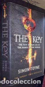 B&uuml;cher: The Key. The Fate of Man Lies in the Hands of One Woman - TOYNE, Simon: