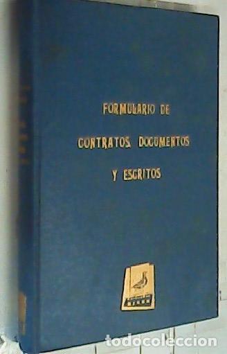 Libros: Formulario de contratos, documentos y escritos - Autores Varios: - Foto 1
