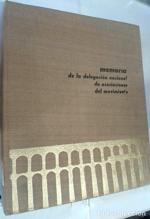 Livros em segunda m&atilde;o: Memoria de la delegaci&oacute;n nacional de asociaciones del movimiento. 25 Aniversario de la PAZ - Autores