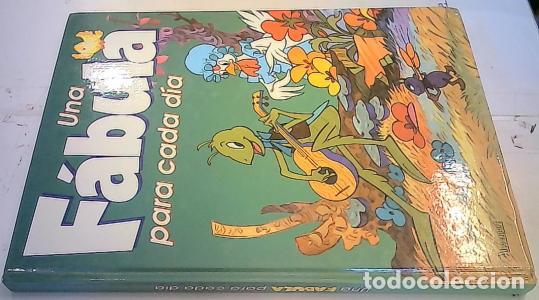 Libri di seconda mano: Una f&aacute;bula para cada d&iacute;a - CUENTOS: