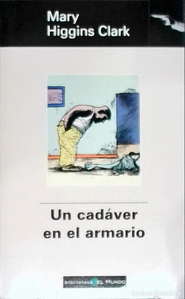 Libri di seconda mano: Un cad&aacute;ver en el armario - CLARK, Mary Higgins: