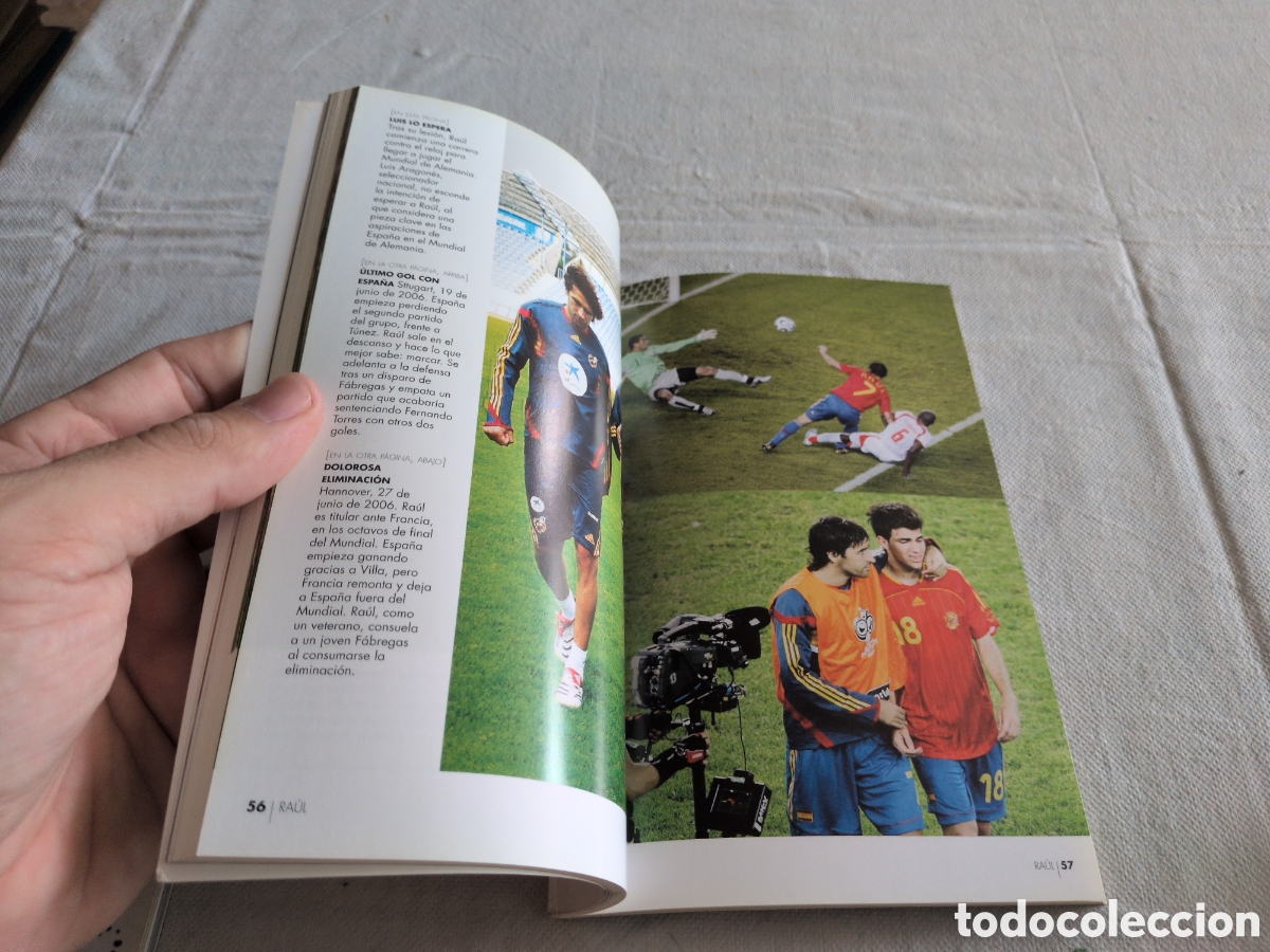 Libros: Lote de 2 libros. Genios del bal&oacute;n. Zidane y Ra&uacute;l. Marca - Foto 4