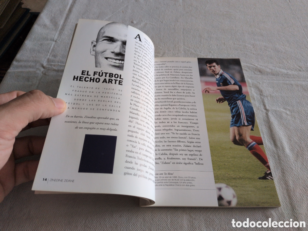 Libros: Lote de 2 libros. Genios del bal&oacute;n. Zidane y Ra&uacute;l. Marca - Foto 7