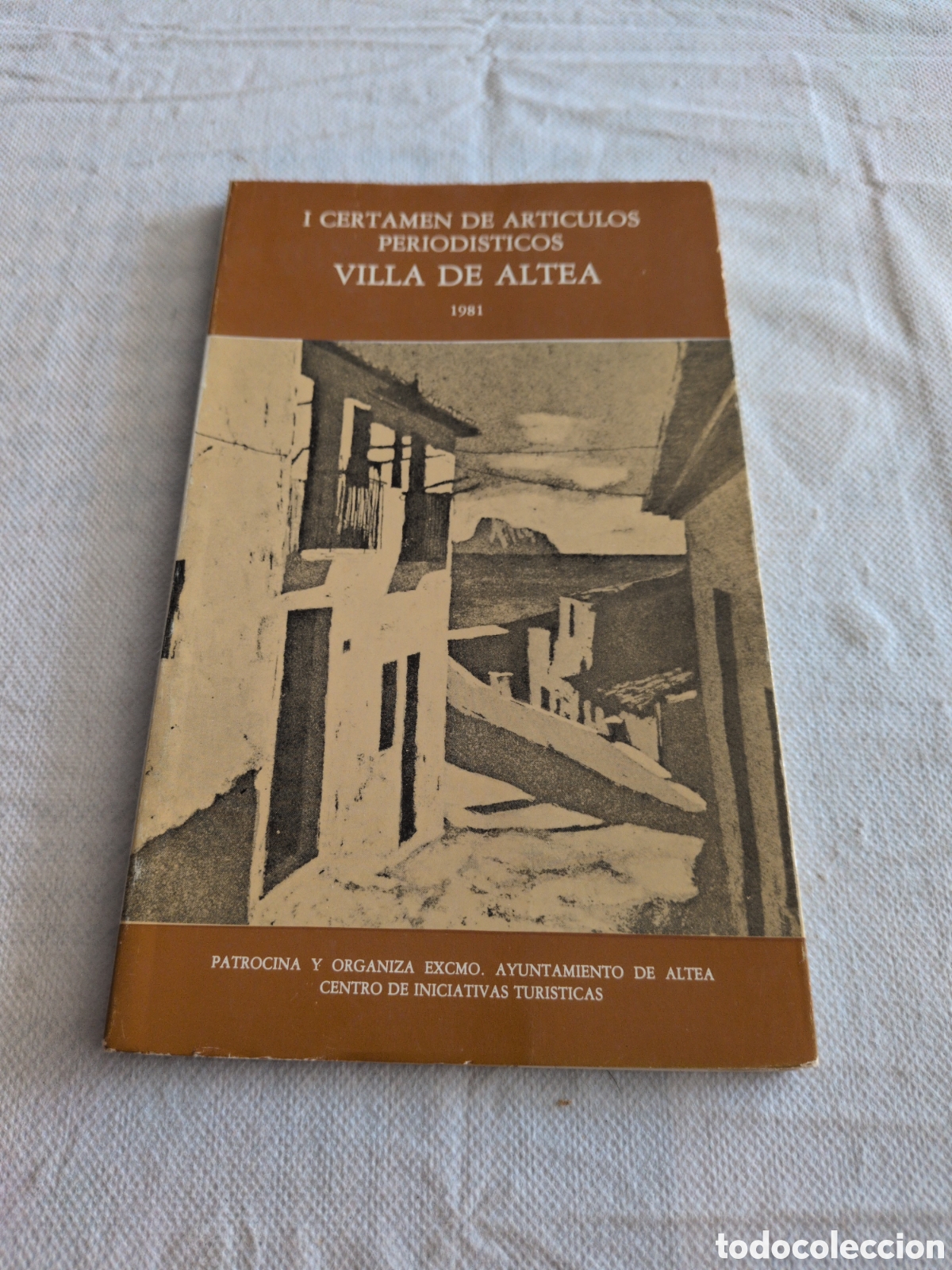 books: 1 certamen de art&iacute;culos period&iacute;sticos. Villa Altea. 1981. Alicante