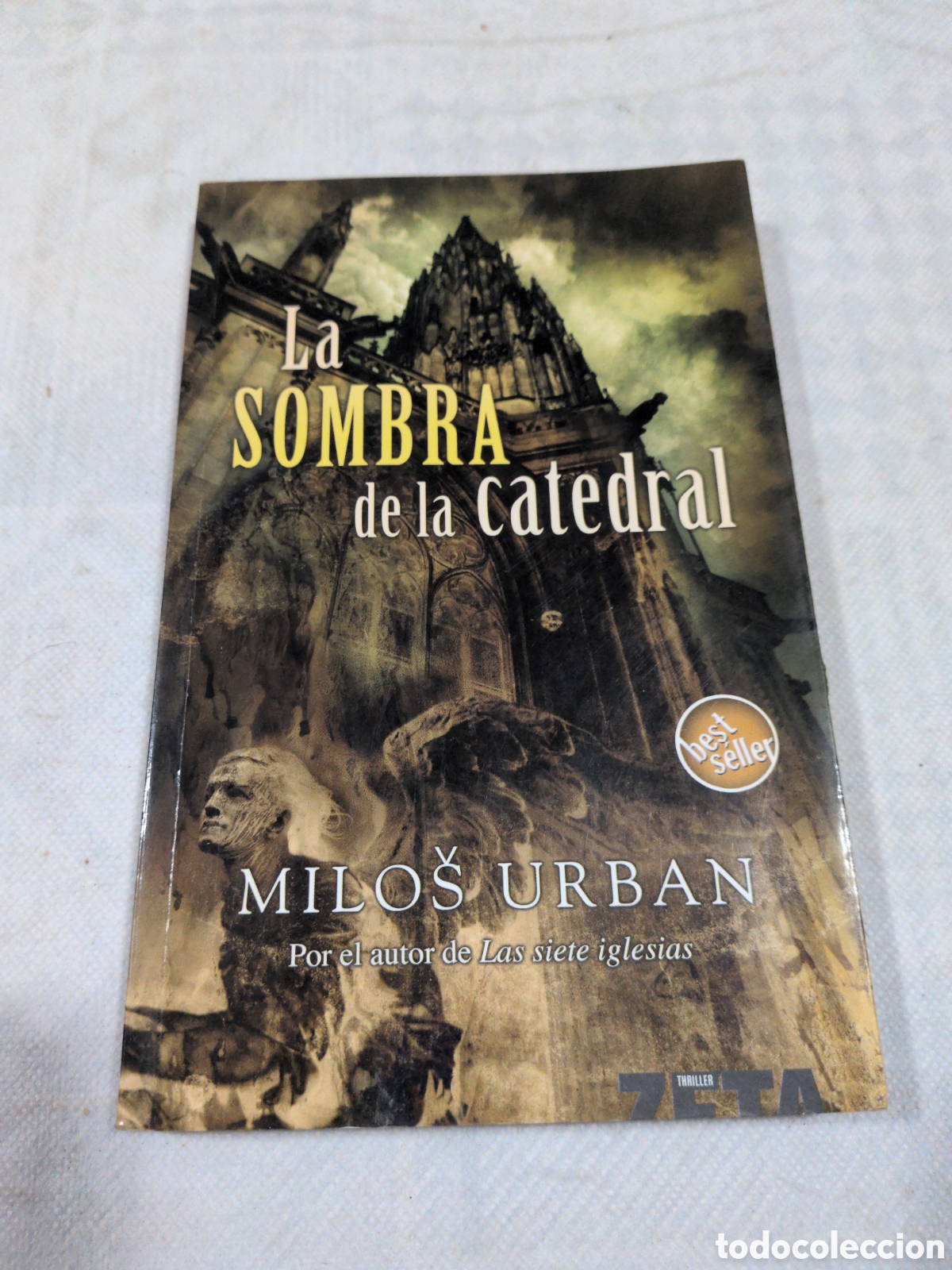 B&uuml;cher: La sombra de la catedral - Milos Urban. Grupo Zeta. Primera edicion 2007