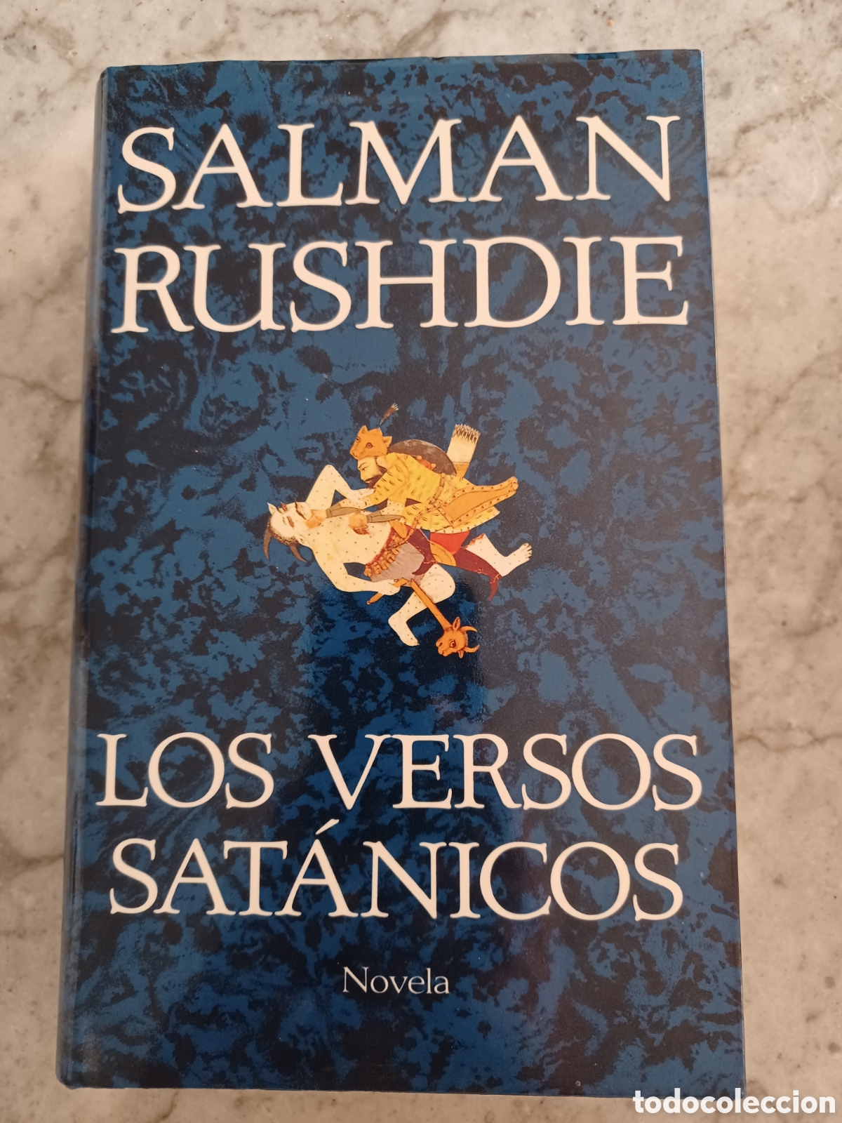 Libros: Novela Los versos sat&aacute;nicos. Salman rushdie - Foto 1