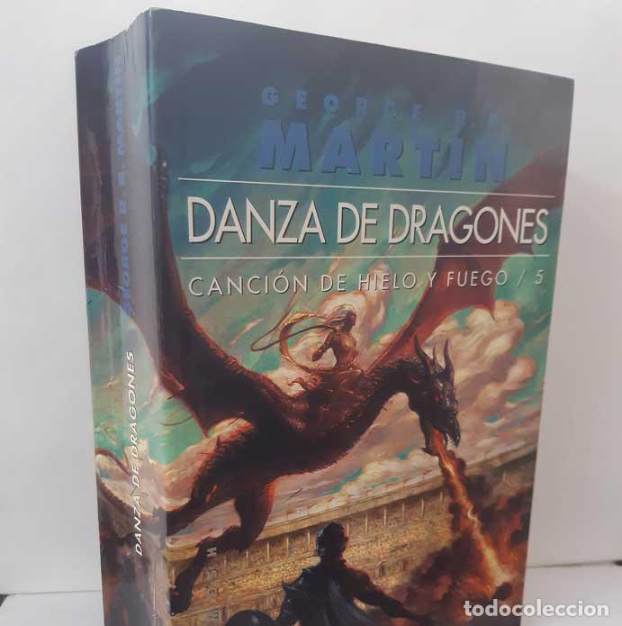 Libri di seconda mano: DANZA DE DRAGONES (CANCI&Oacute;N DE HIELO Y FUEGO 5) - MARTIN, GEORGE R.R.