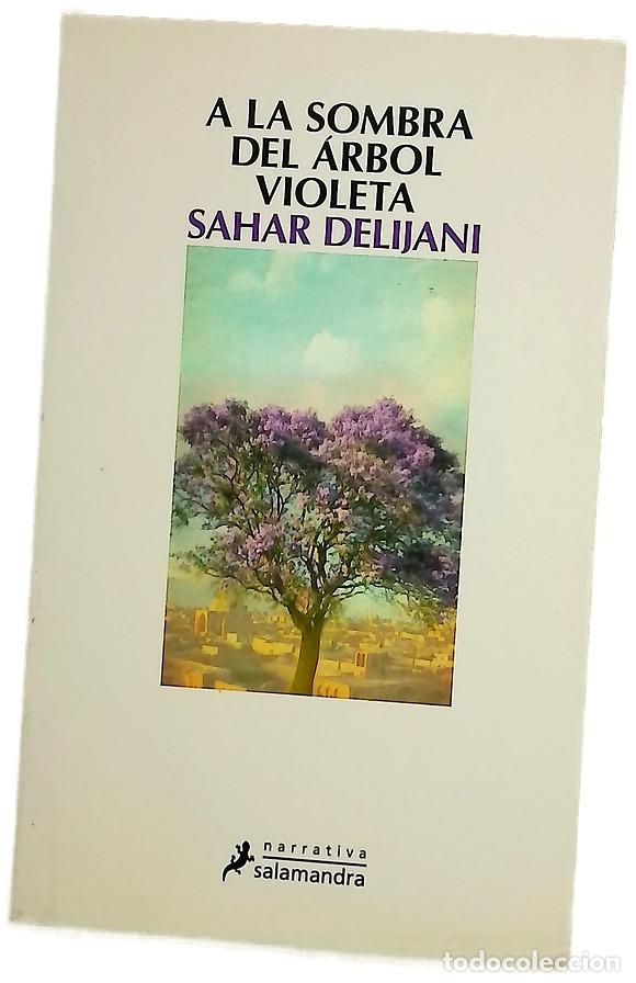 books: A la sombra del &aacute;rbol violeta