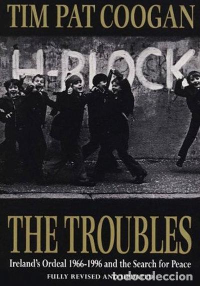 Libri di seconda mano: The Troubles- 9780099465713