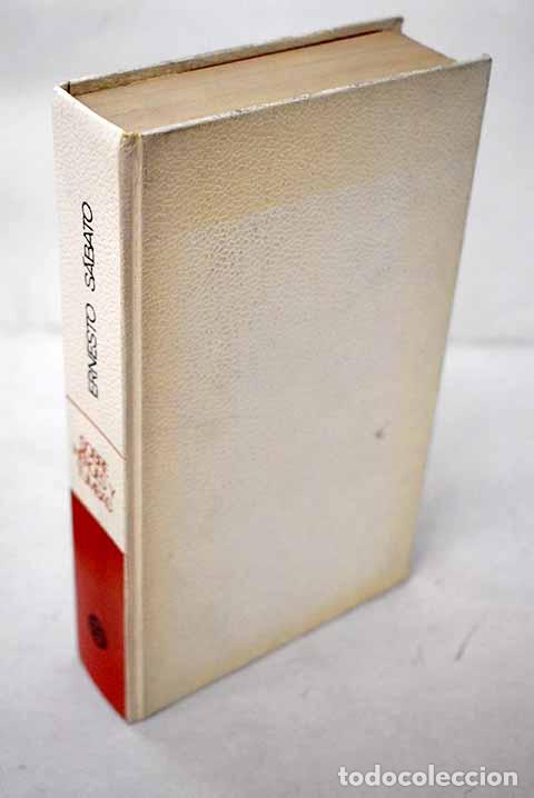 books: Sobre h&eacute;roes y tumbas.- Sabato, Ernesto