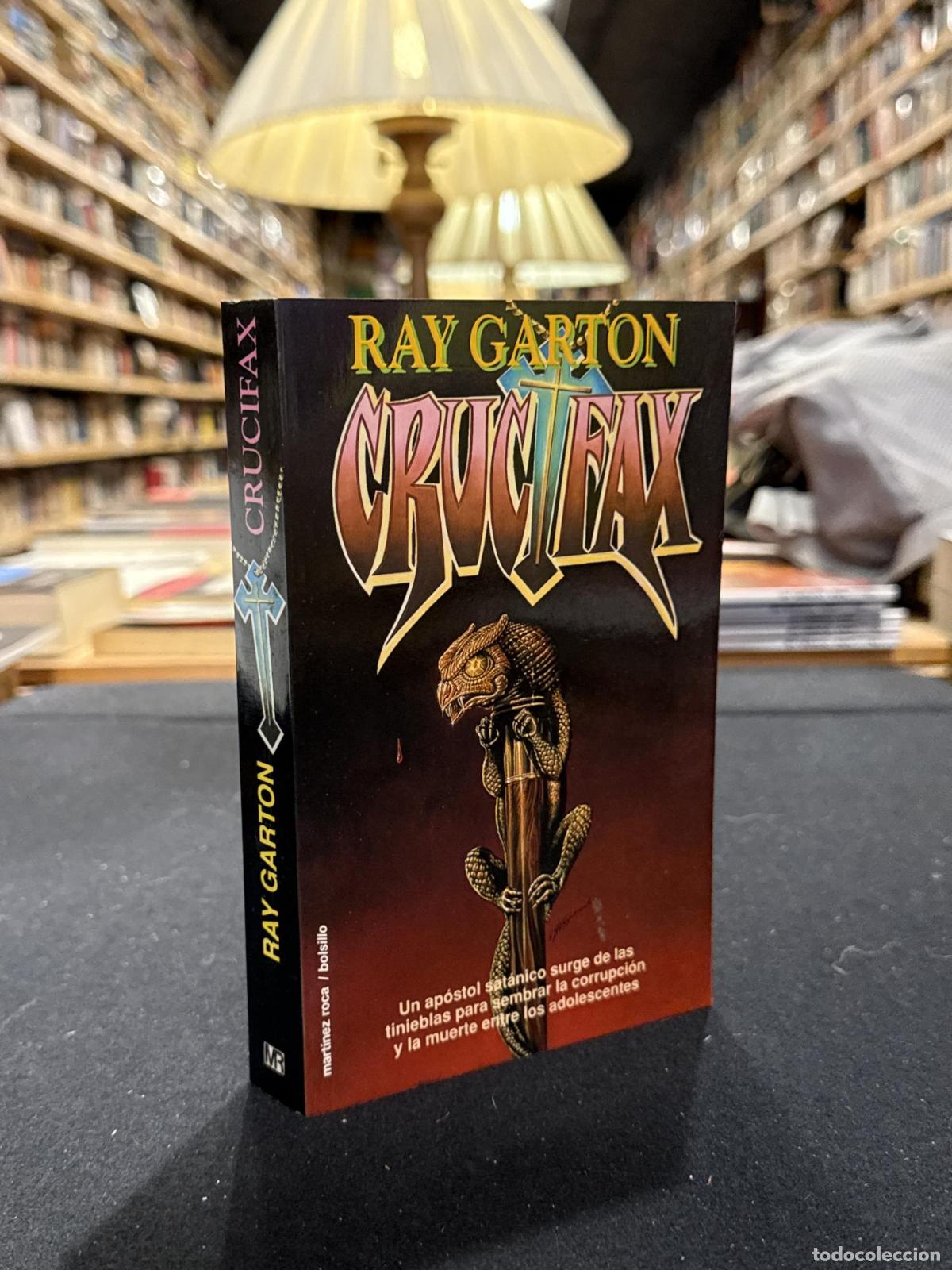 books: Crucifax - Ray Garton