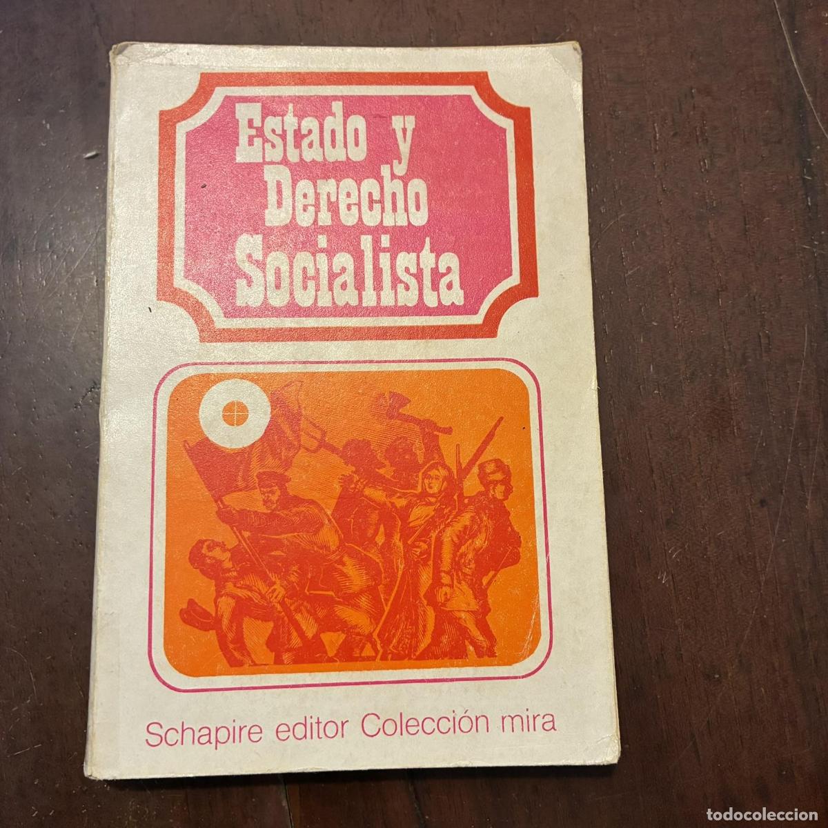 Livres: Estado y derecho socialista -