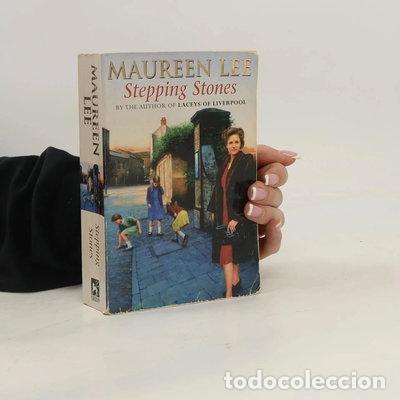 Livros em segunda m&atilde;o: Stepping Stones- 9780752817262