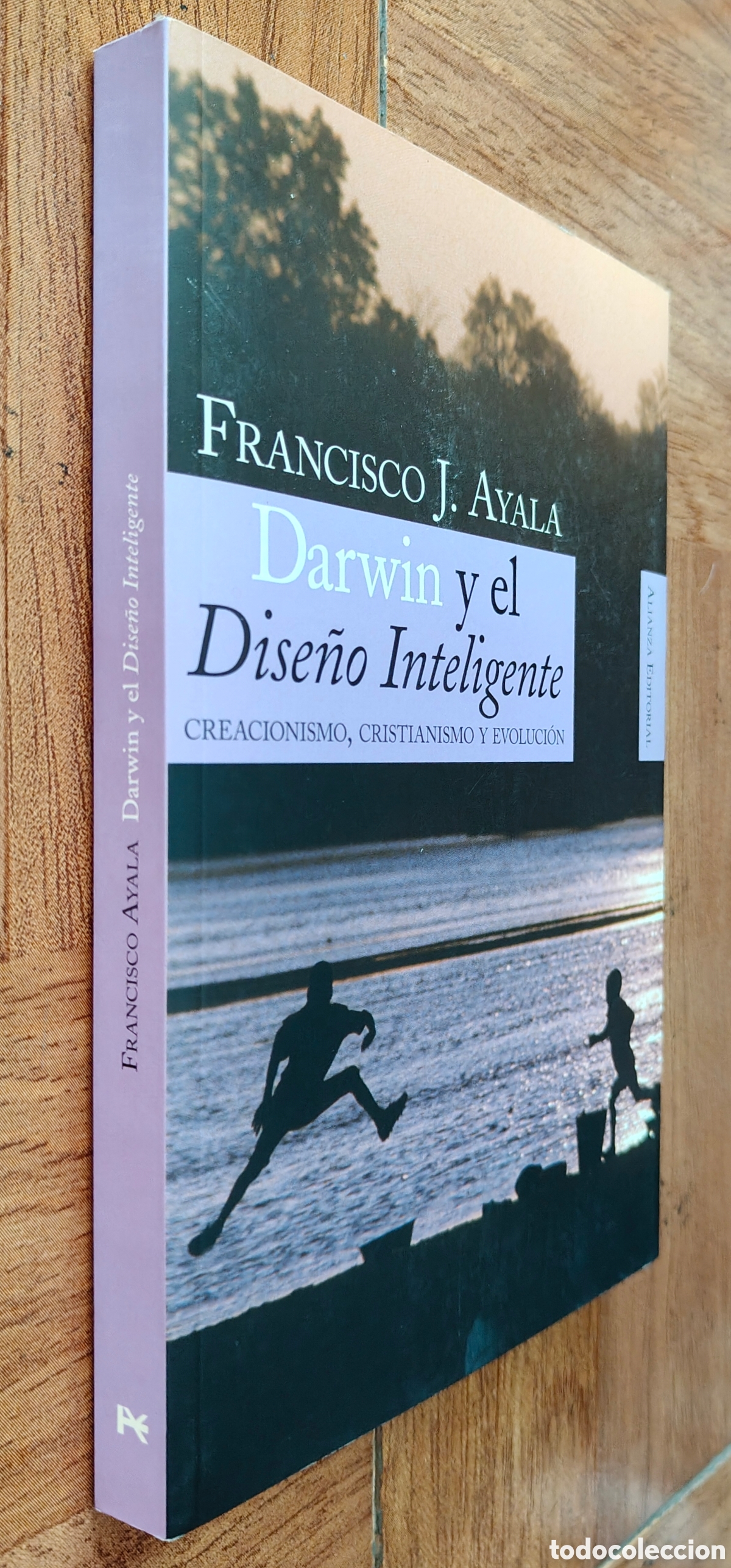 Livros em segunda m&atilde;o: Darwin y el Dise&ntilde;o Inteligente - Francisco J. Ayala