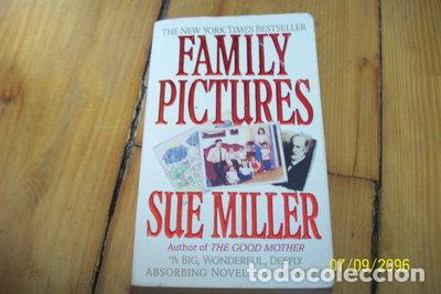 B&uuml;cher: Family Pictures- 9780061099250