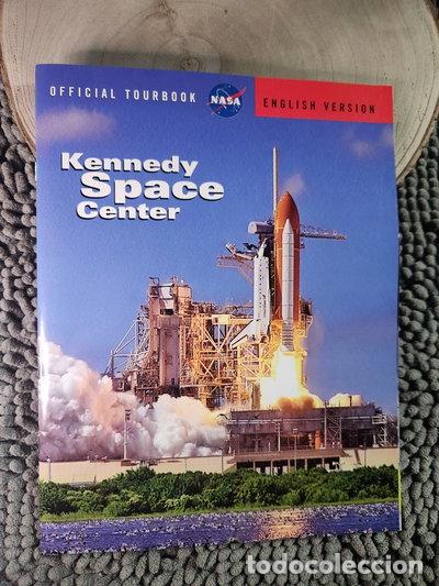 Libros: Kennedy Space Center Official Tourbook- 0738682000017