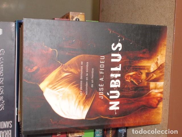 Libros: N&uacute;bilus Jos&eacute; Antonio Fideu