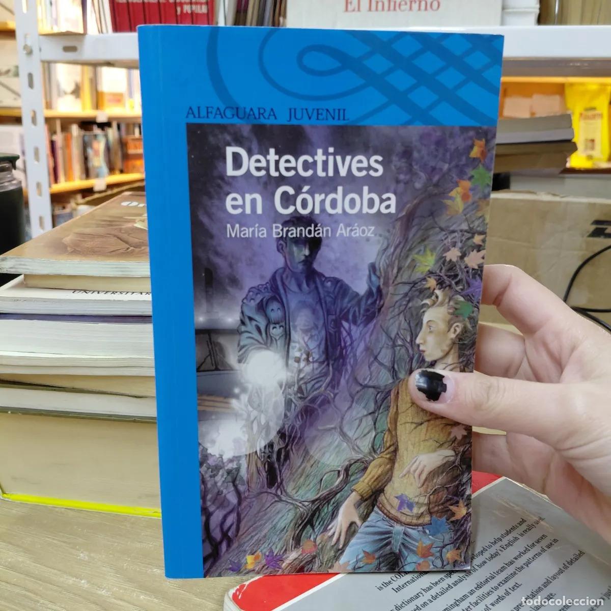 Livros em segunda m&atilde;o: Detectives en Cordoba - Maria Brandan Araoz