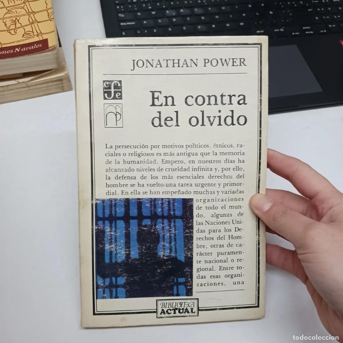 Libri di seconda mano: En contra del olvido - Jonathan Power