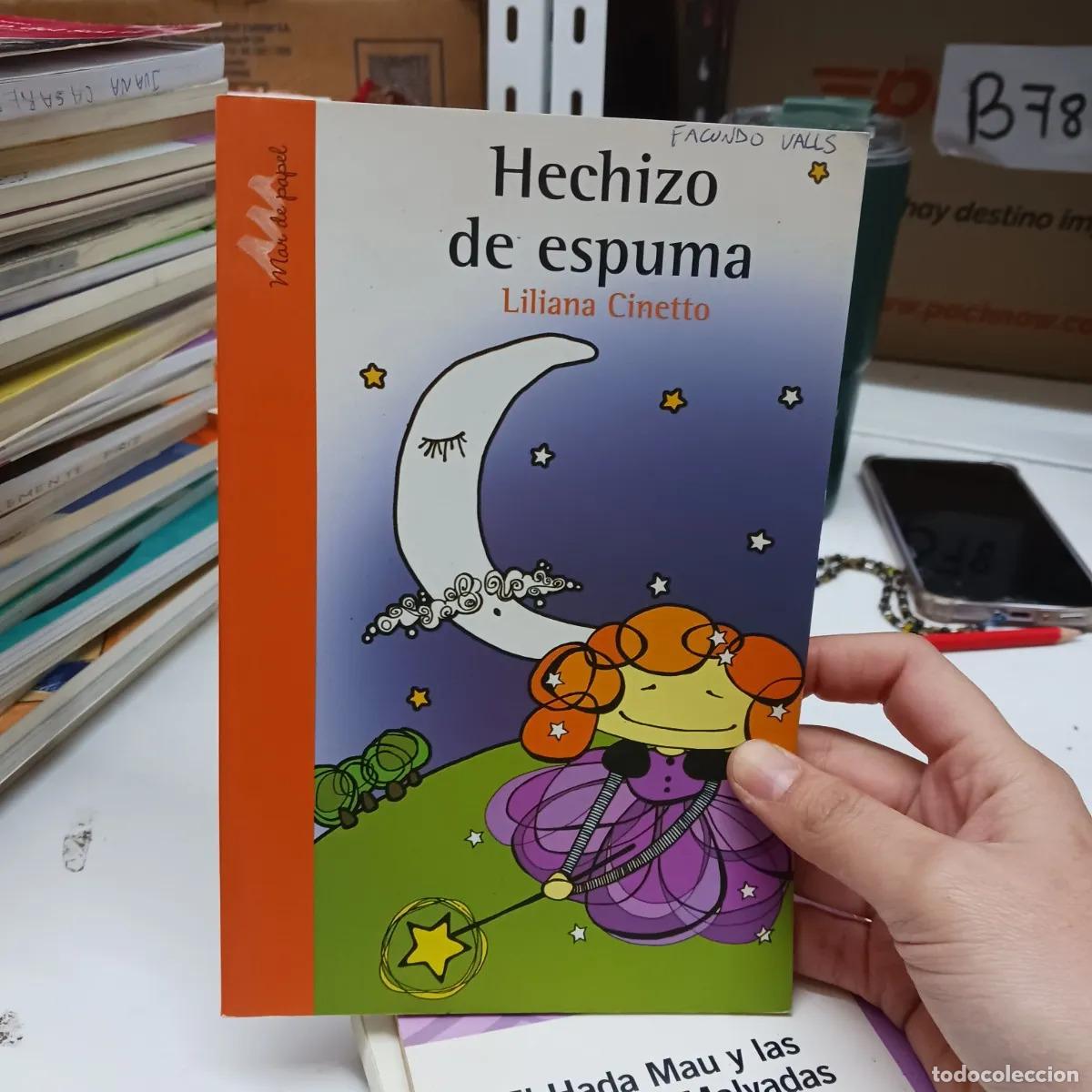 books: Hechizo de espuma (det.) - Liliana Cinetto