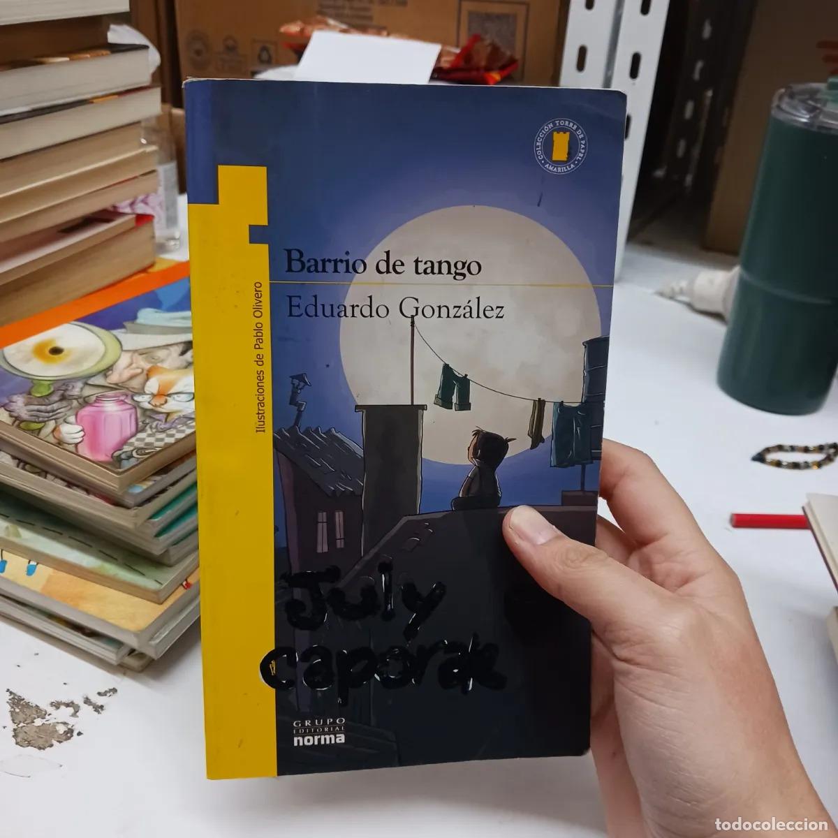 books: Barrio de tango (det.) - Eduardo Gonzalez