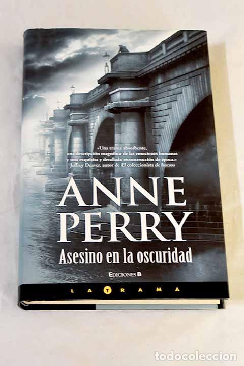 Livros em segunda m&atilde;o: Asesino en la oscuridad.- Perry, Anne