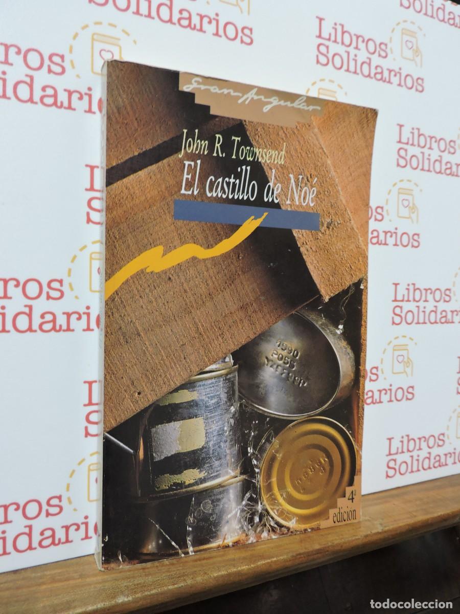 Libri di seconda mano: El castillo de No&eacute;. R. TOWNSEND, John. Ed. SM. Madrid, 1989