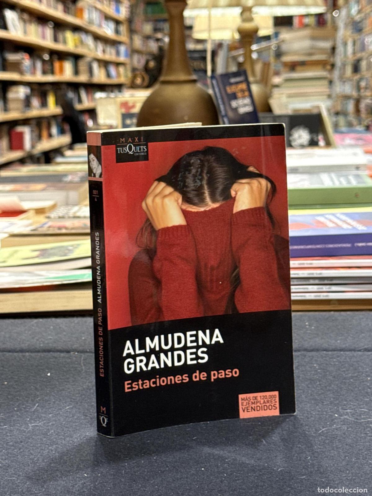 Livros em segunda m&atilde;o: Estaciones de paso - ; Almudena Grandes